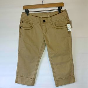 Maurices 5/6 Capri Kaki brown Causal